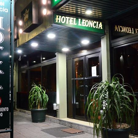 Hotel Leoncia Colonia del Sacramento Extérieur photo