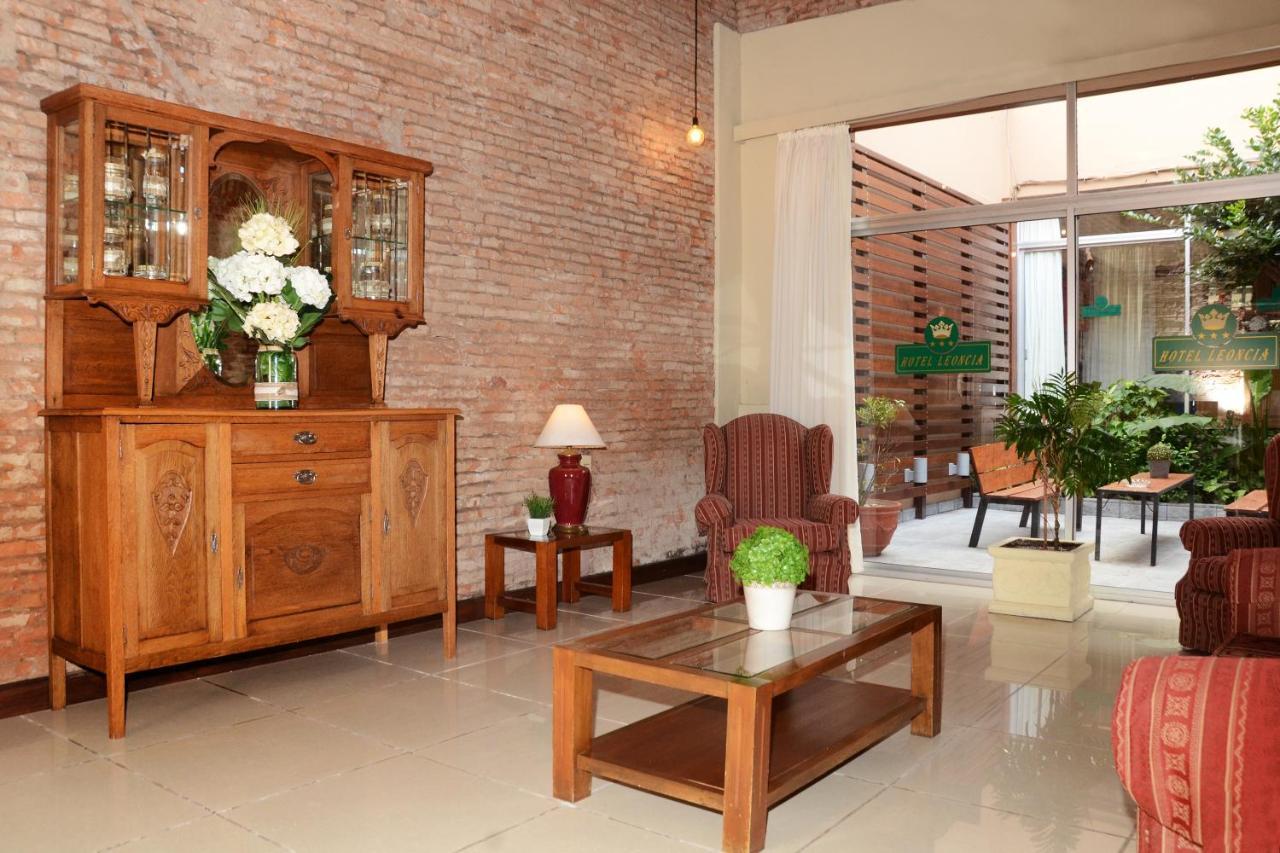 Hotel Leoncia Colonia del Sacramento Extérieur photo